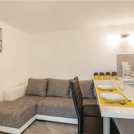 Fuer 4 Personen Ca 35 Qm In Pula-fondole, Istrien Istrische Riviera Apartment